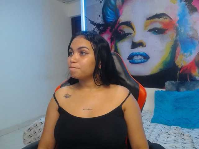 valeria-martinez19, en vivo ahora en BongaCams