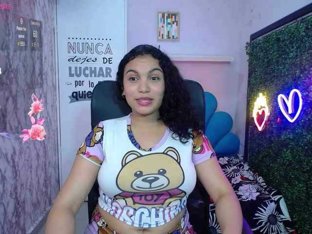valeria-martinez19 live cam on BongaCams