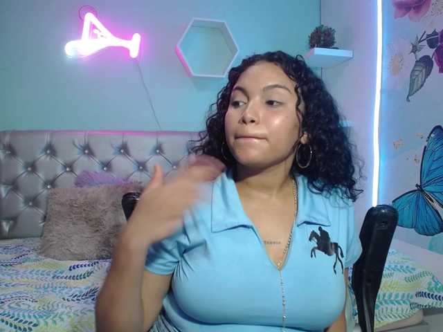 valeria-martinez19 — live female cam