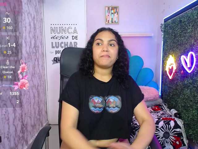 valeria-martinez19 live cam on BongaCams