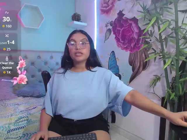 valeria-martinez19 live cam on BongaCams