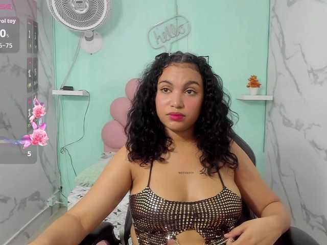 valeria-martinez19 live cam on BongaCams