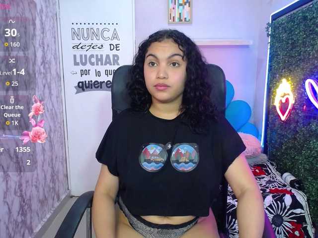 valeria-martinez19 live cam on BongaCams