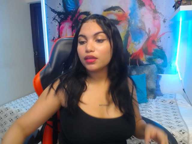valeria-martinez19 live cam preview