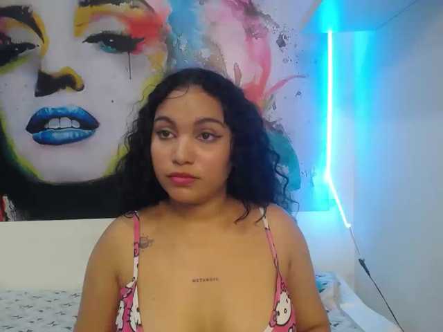 valeria-martinez19 live cam on BongaCams