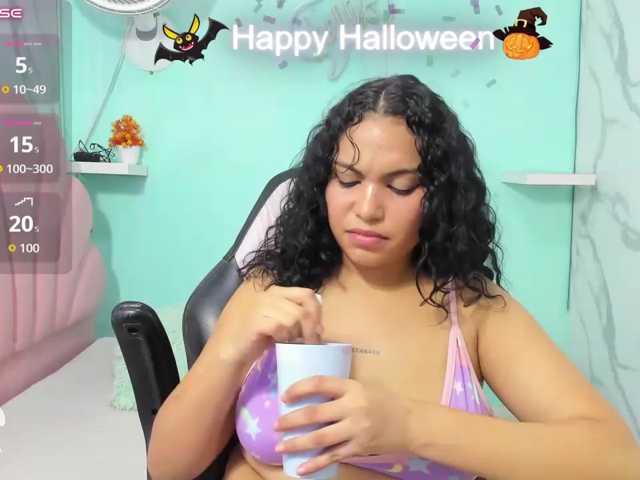 valeria-martinez19 live cam on BongaCams