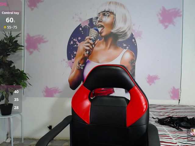 valeria-martinez19 live cam on BongaCams
