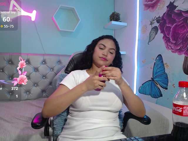 valeria-martinez19 live cam on BongaCams