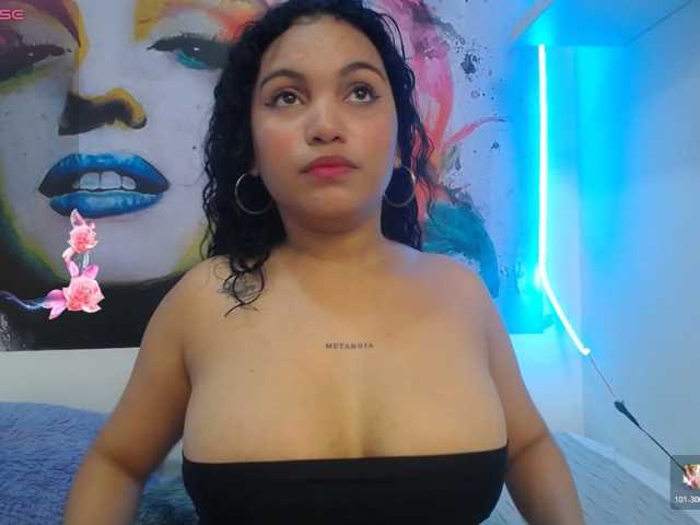valeria-martinez19 live cam on BongaCams