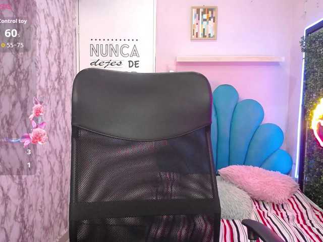 valeria-martinez19 live cam on BongaCams