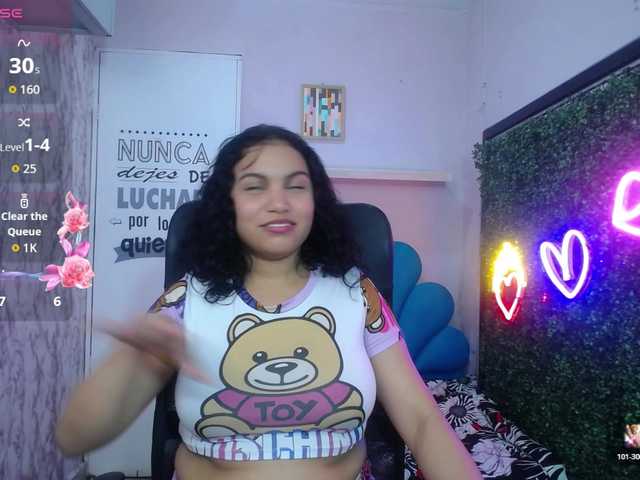 valeria-martinez19 live cam on BongaCams