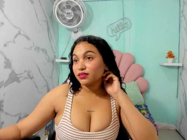 valeria-martinez19 live cam on BongaCams