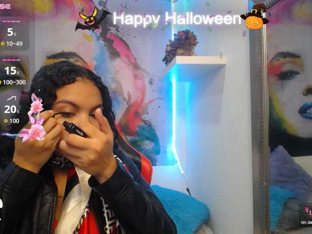 Chat with valeria-martinez19 live cam