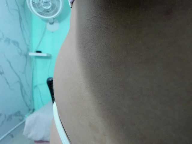 valeria-martinez19 live cam on BongaCams