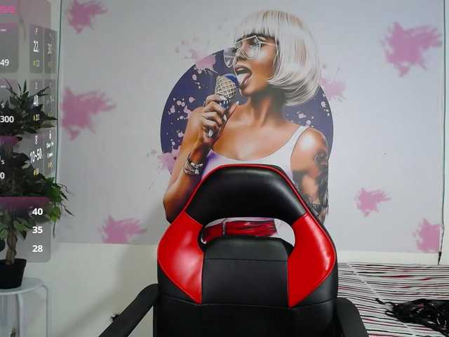 valeria-martinez19 live cam on BongaCams