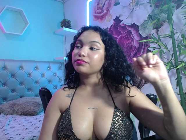 valeria-martinez19 live cam preview