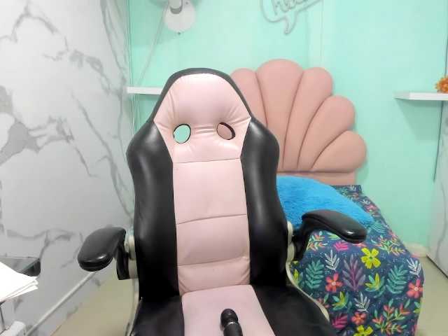 valeria-martinez19 live cam on BongaCams