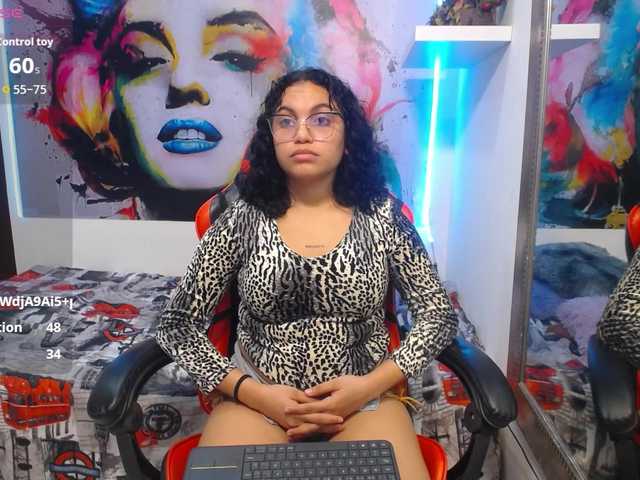 valeria-martinez19 live cam on BongaCams