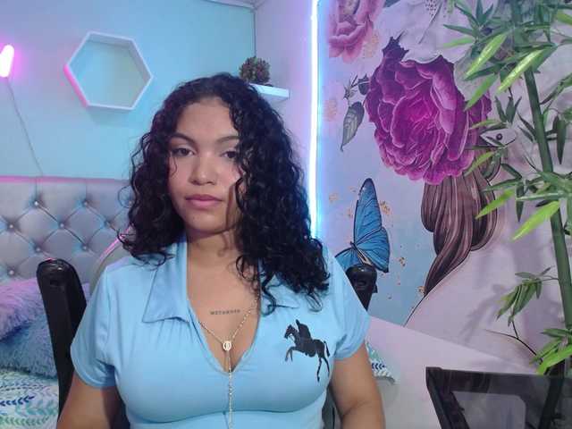 valeria-martinez19 live cam on BongaCams