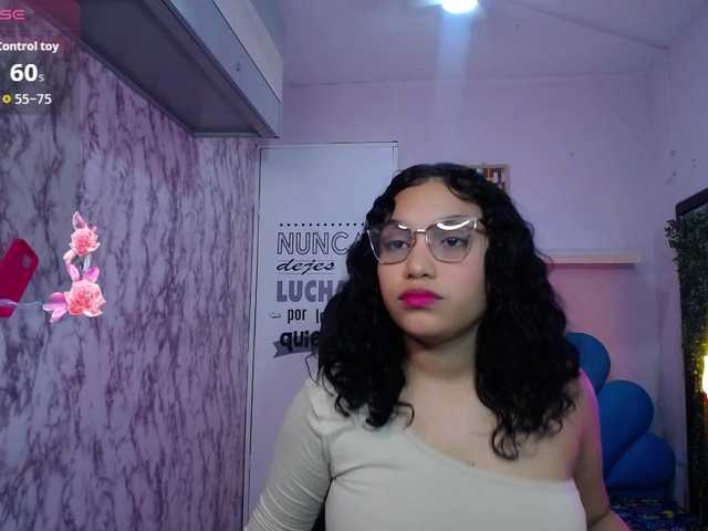 valeria-martinez19 live cam on BongaCams