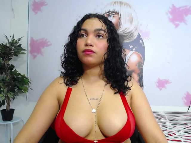 valeria-martinez19 live cam on BongaCams