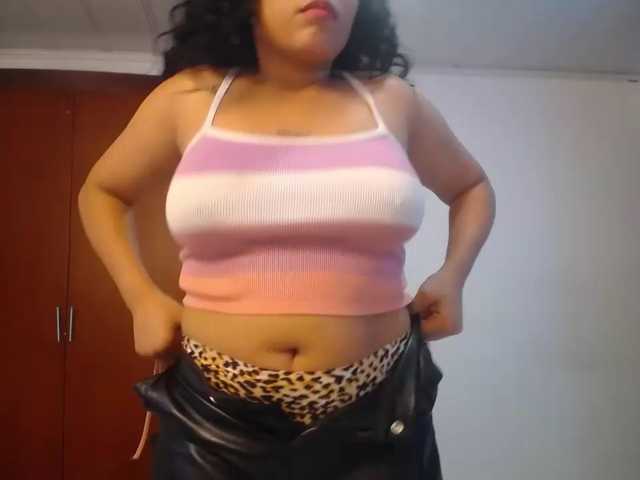 valeria-martinez19 live cam preview