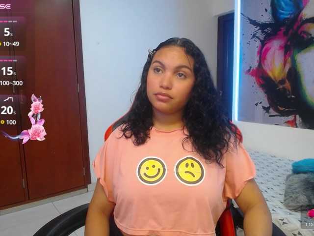 valeria-martinez19 live cam on BongaCams