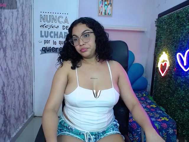valeria-martinez19 live cam on BongaCams