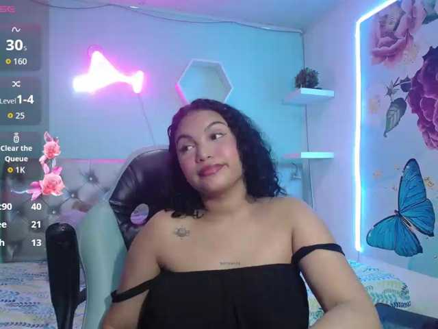 valeria-martinez19 live cam on BongaCams