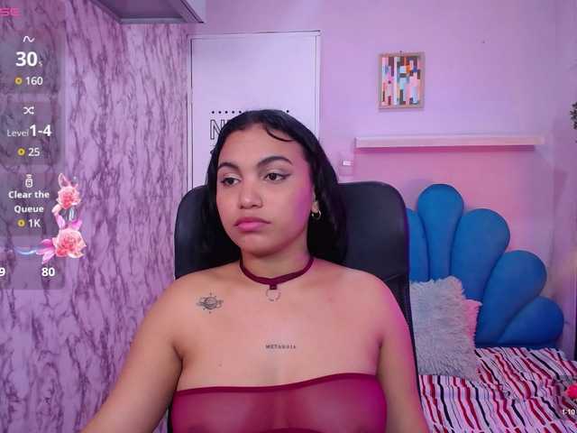 valeria-martinez19 live cam on BongaCams