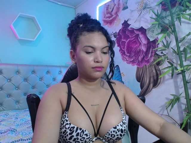 valeria-martinez19 live cam on BongaCams