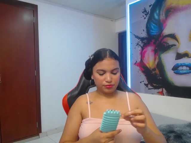 valeria-martinez19 live cam on BongaCams