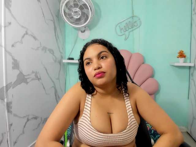 valeria-martinez19 live cam on BongaCams