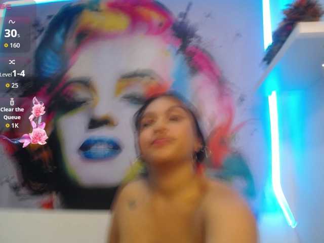 valeria-martinez19 live cam on BongaCams