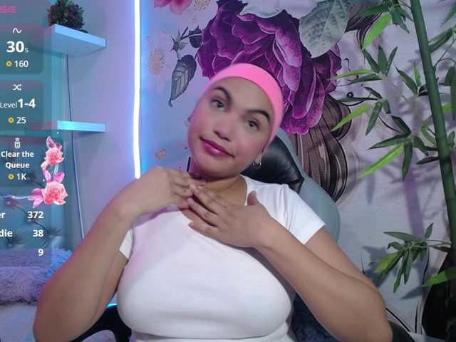 valeria-martinez19 live cam on BongaCams