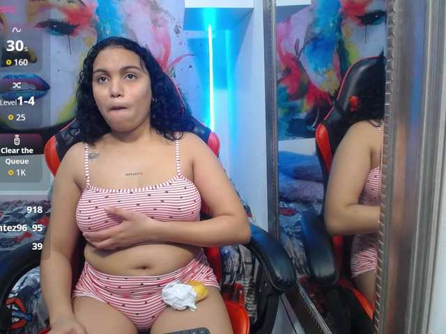 valeria-martinez19 live cam on BongaCams