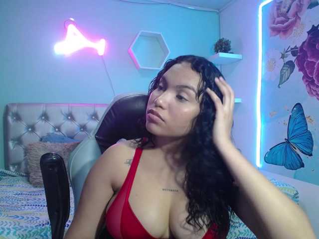 valeria-martinez19 live cam on BongaCams