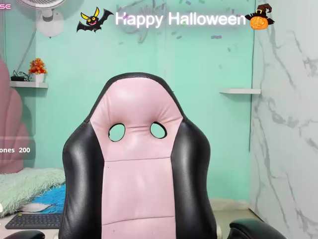 valeria-martinez19 live cam on BongaCams