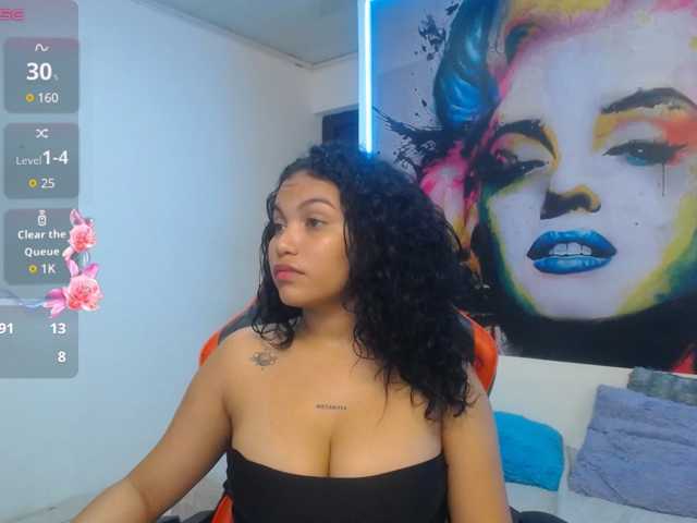 valeria-martinez19 live cam on BongaCams