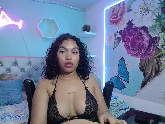 valeria-martinez19 live cam on BongaCams