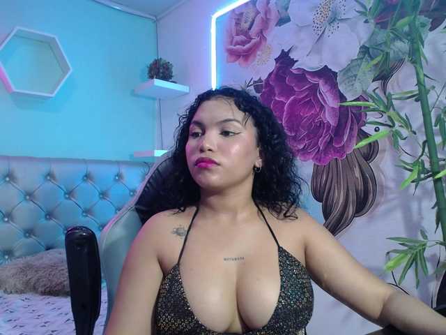valeria-martinez19 live cam preview