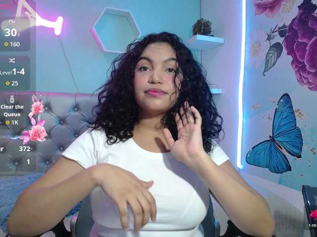 valeria-martinez19 live cam on BongaCams
