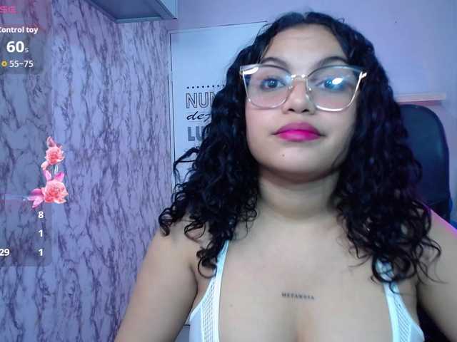 valeria-martinez19 live cam on BongaCams