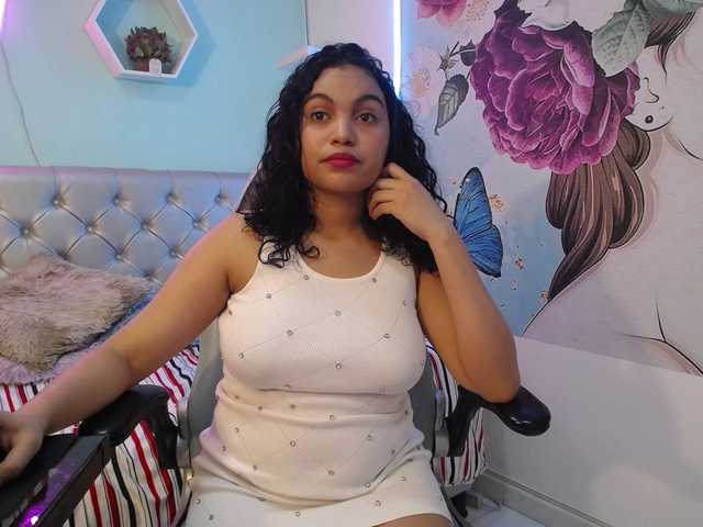 valeria-martinez19 live cam on BongaCams