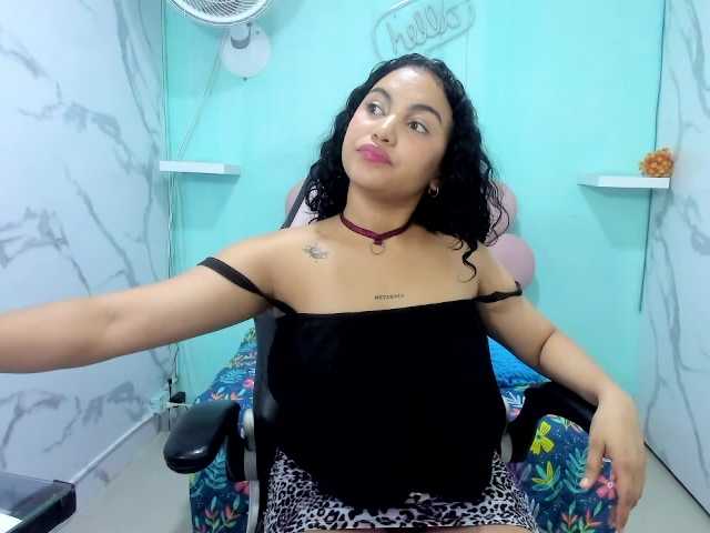 valeria-martinez19 live cam on BongaCams