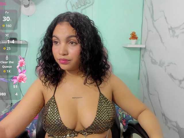 valeria-martinez19 live cam on BongaCams