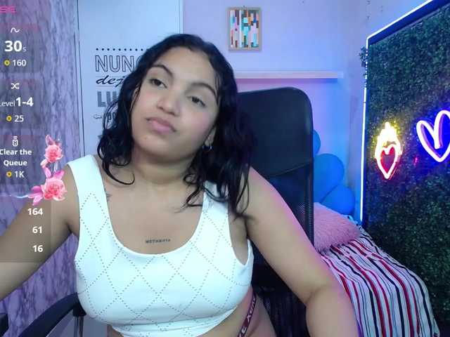 valeria-martinez19 live cam on BongaCams