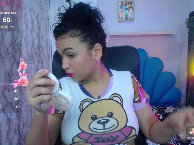 valeria-martinez19 live cam on BongaCams