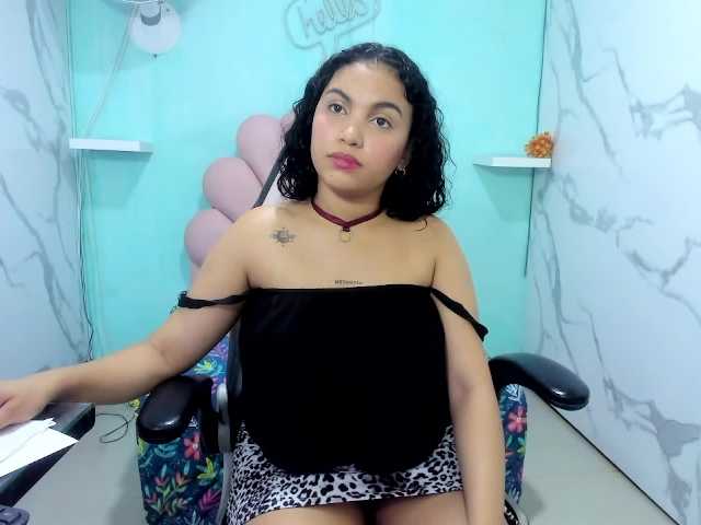 valeria-martinez19 live cam on BongaCams