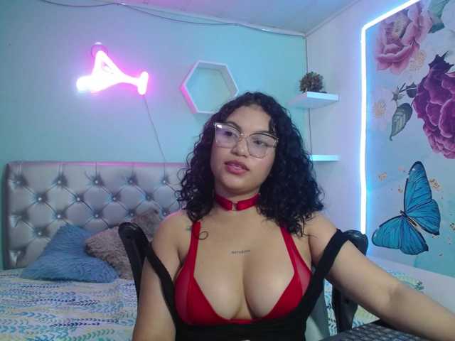 valeria-martinez19 live cam on BongaCams
